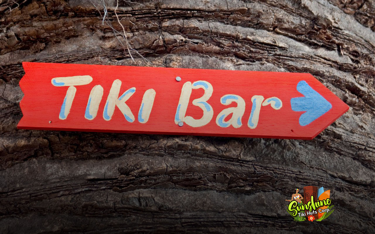 Outdoor Tropical Tiki Bar